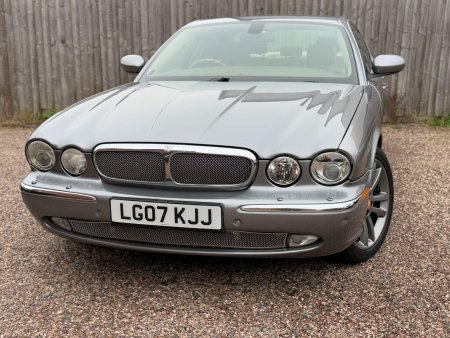 JAGUAR XJ 2.7 TDVi Sovereign 4dr